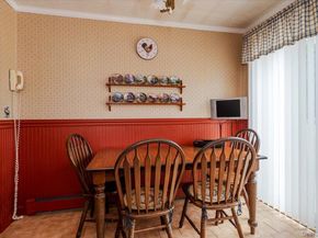 225 Granada Parkway, Lindenhurst NY 11757