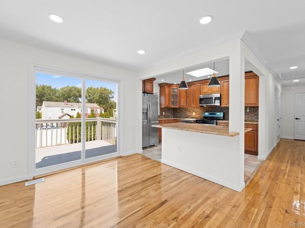 109 Remington Avenue, Selden NY 11784