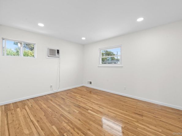 109 Remington Avenue, Selden NY 11784
