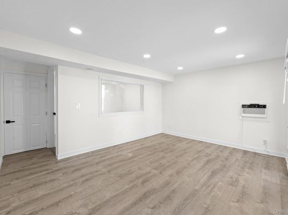 109 Remington Avenue, Selden NY 11784