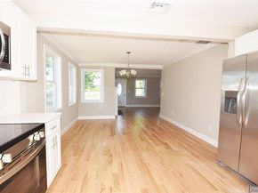 7600 Main Road, East Marion NY 11939