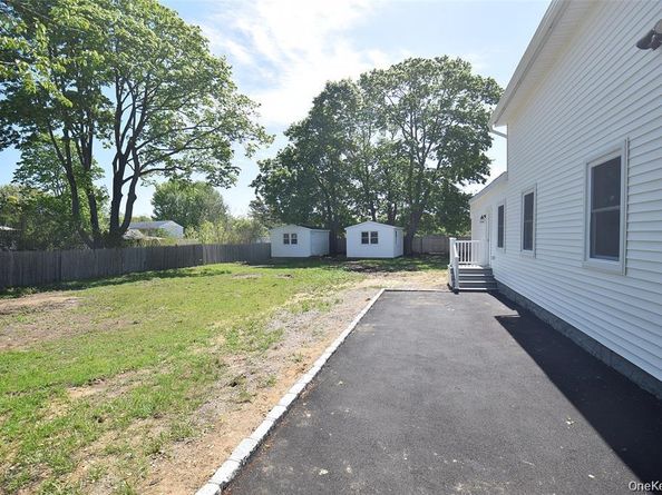7600 Main Road, East Marion NY 11939