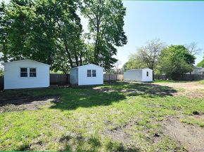 7600 Main Road, East Marion NY 11939