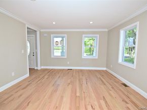 7600 Main Road, East Marion NY 11939
