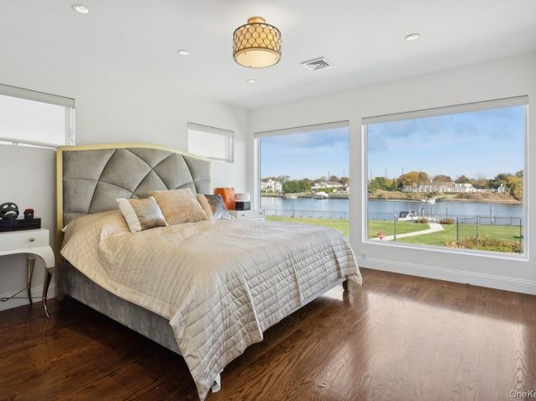 30 Heron Drive, Hewlett Bay Park NY 11557