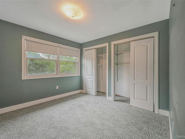 4 Skunk Hollow Road, Huntington NY 11743