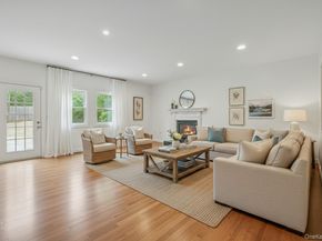 4 Skunk Hollow Road, Huntington NY 11743