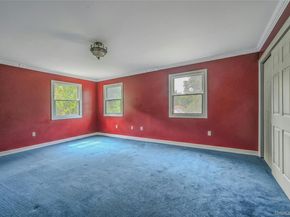 4 Skunk Hollow Road, Huntington NY 11743