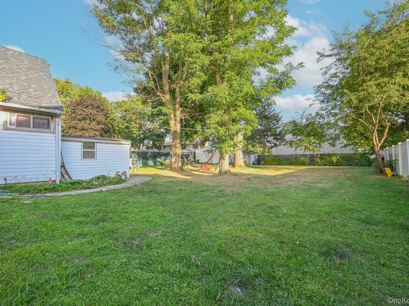 12 Garnet Drive, Brentwood NY 11717