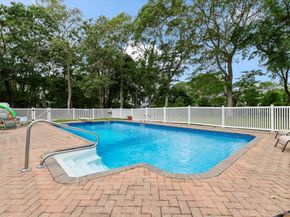 10 Sandalwood Court, Hampton Bays NY 11946
