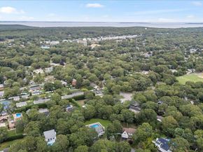 10 Sandalwood Court, Hampton Bays NY 11946