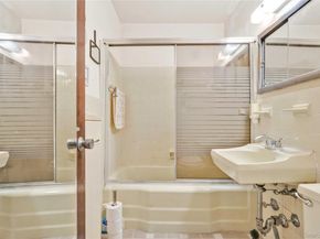 66-36 Yellowstone Boulevard 10A, Forest Hills NY 11375