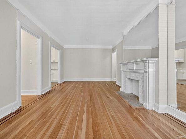 2 Westchester Avenue 3Q, White Plains NY 10601