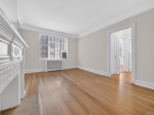 2 Westchester Avenue 3Q, White Plains NY 10601