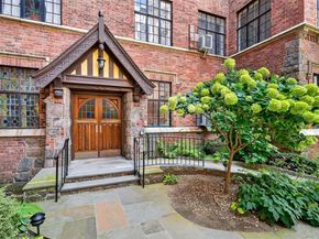 2 Westchester Avenue 3Q, White Plains NY 10601