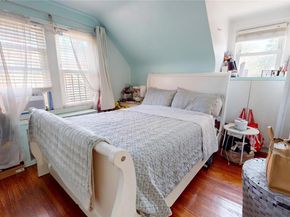 14 Plymouth Street, New Hyde Park NY 11040