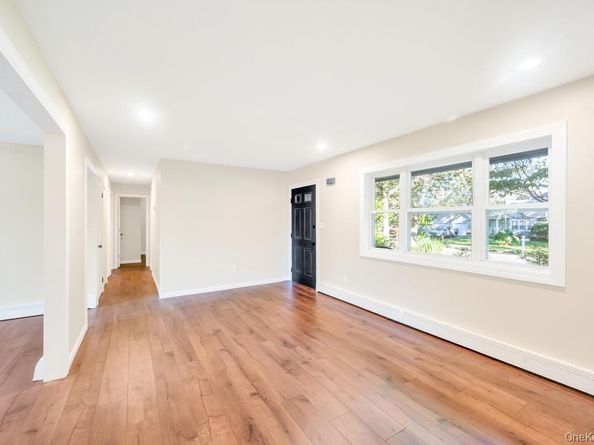 28 Beacon Street, Shirley NY 11967