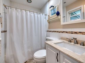 61 W Tiana Road 6, Hampton Bays NY 11946