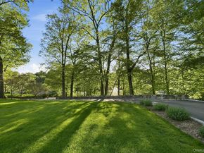 2 Lakeridge Drive, Armonk NY 10504