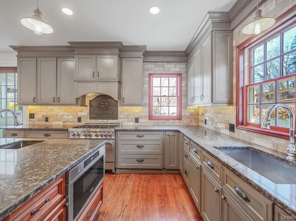 368 Main Street, Setauket NY 11733