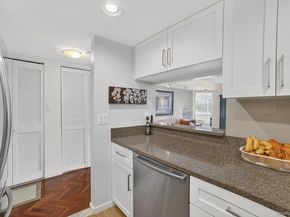 10 Stewart Place 3FE, White Plains NY 10603