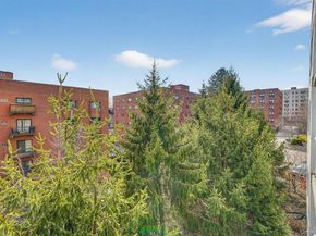 10 Stewart Place 3FE, White Plains NY 10603