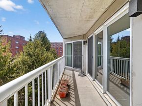 10 Stewart Place 3FE, White Plains NY 10603