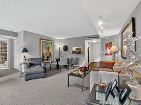 10 Stewart Place 3FE, White Plains NY 10603