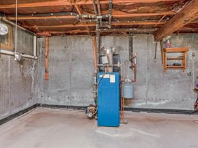 43 Farm Road N, Wading River NY 11792