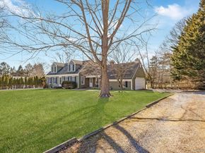 43 Farm Road N, Wading River NY 11792