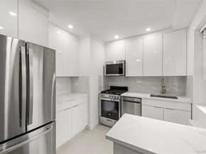 25-10 31st Avenue 3K, Astoria NY 11106