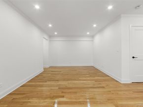 25-10 31st Avenue 3K, Astoria NY 11106