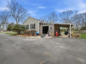 21 King Street, Hampton Bays NY 11946