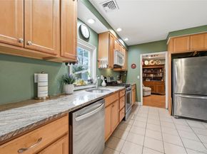 21 King Street, Hampton Bays NY 11946