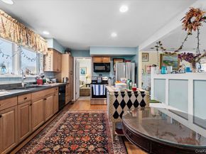 41 Lakeside Drive, Centerport NY 11721