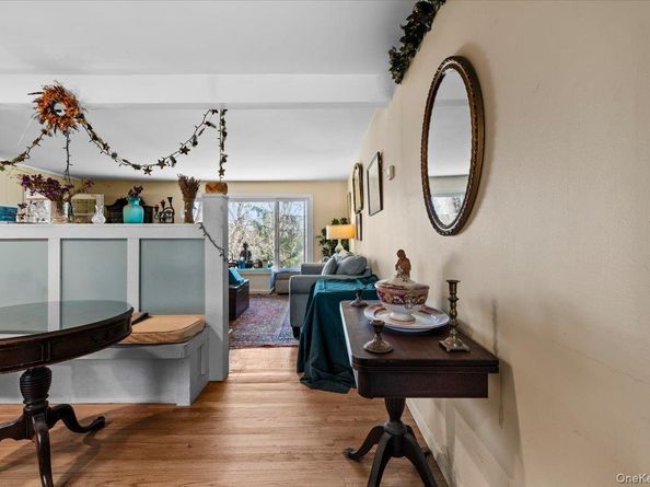 41 Lakeside Drive, Centerport NY 11721