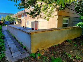 90-04 159th Avenue, Howard Beach NY 11414