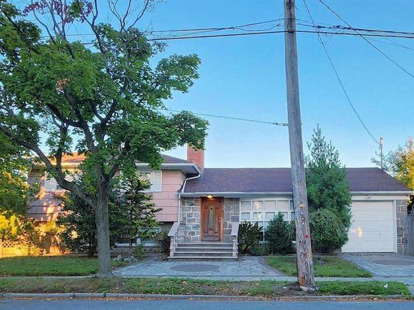 90-04 159th Avenue, Howard Beach NY 11414