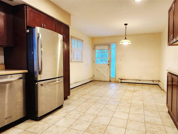 90-04 159th Avenue, Howard Beach NY 11414