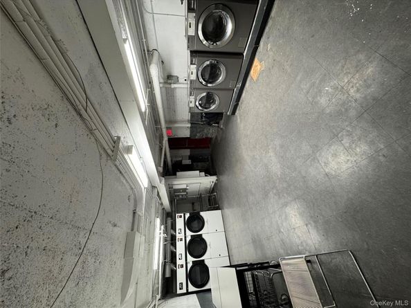 2922 Barnes Avenue 6D, Bronx NY 10467