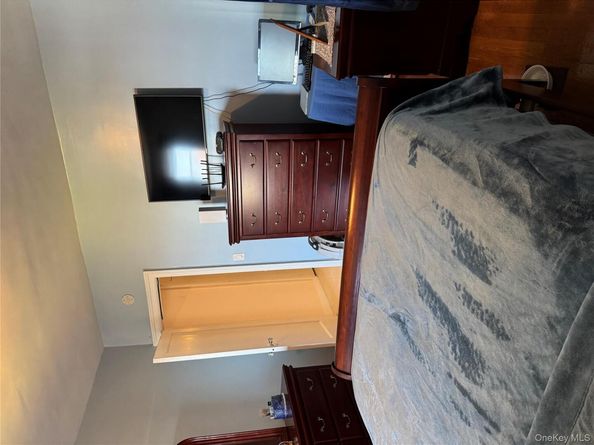 2922 Barnes Avenue 6D, Bronx NY 10467