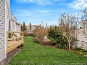 18 Oakdale Place, Massapequa Park NY 11762