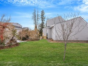 18 Oakdale Place, Massapequa Park NY 11762