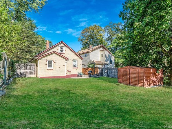 128 Winding Street, Huntington Station NY 11746