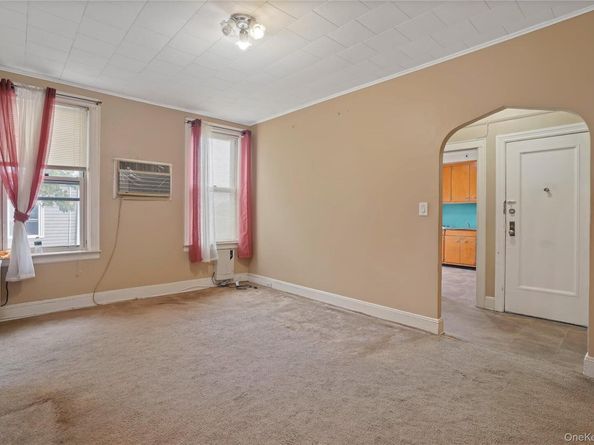 72-07 73 Street, Glendale NY 11385