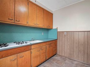 72-07 73 Street, Glendale NY 11385