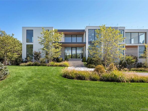 99 Pointe Mecox Lane, Bridgehampton NY 11976