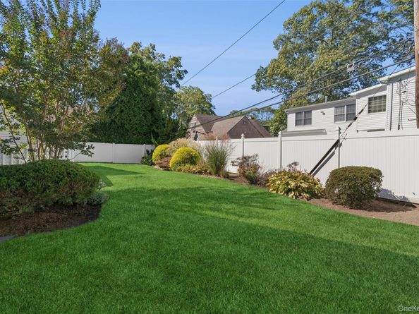 2147 Seneca Drive N, Merrick NY 11566