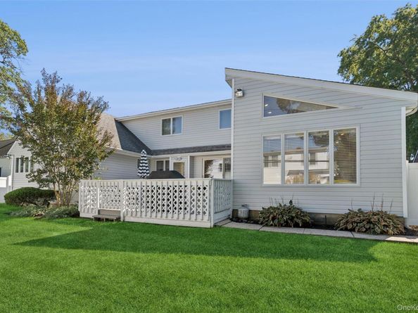 2147 Seneca Drive N, Merrick NY 11566