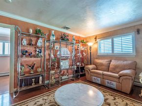 6 Linden Street, Selden NY 11784